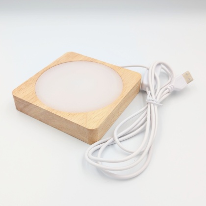 Drewniana podstawka LED kwadrat RGB USB