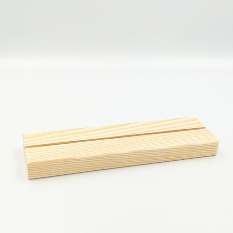 Drewniana podstawka plexi A4/A5 4mm sosna 21x6 cm